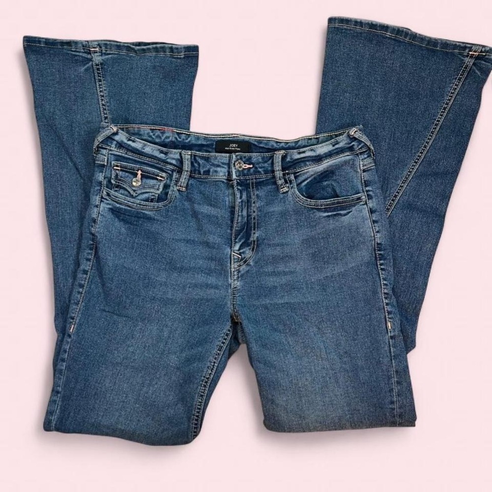 True Religion Women's Mid Rise Flare Denim Jeans Size 30 Medium‎ Wash